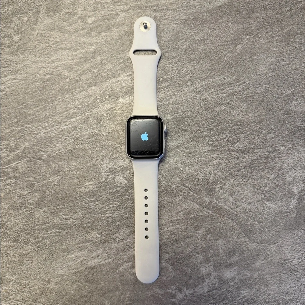 Apple Watch SE